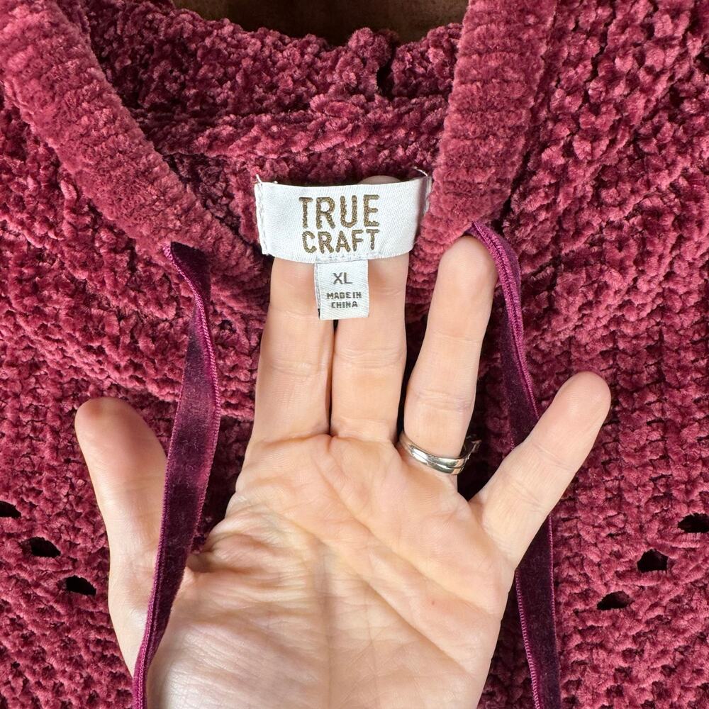 True Craft XL soft chenille hoodie pullover sweater burgundy - Picture 7 of 8